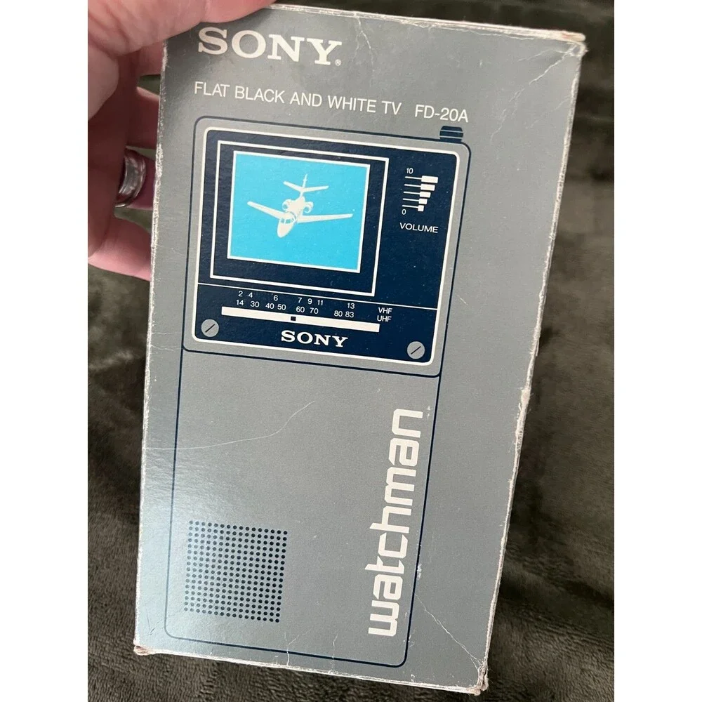 Vintage Sony Watchman FD-20A Portable Black & White TV Complete Box! Super Clean